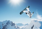 美加墨联合举办-双线告捷，纳达尔伤愈回归力挽狂澜，FPX绝境反击带队取胜